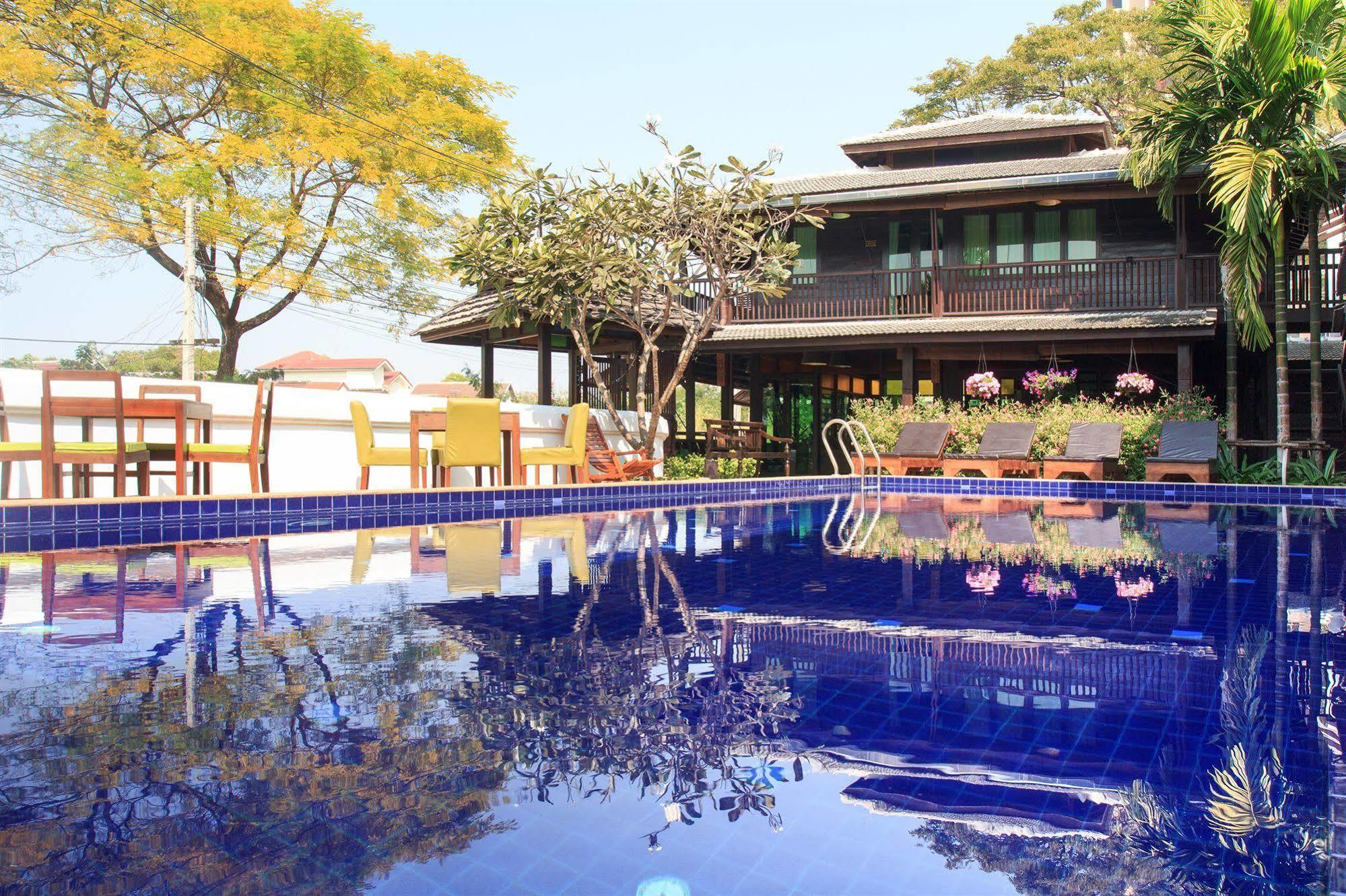 Wiang Chang Klan Chiang Mai Zewnętrze zdjęcie